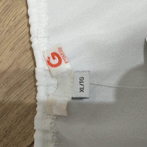 G by guess caylee keyhole tank top sleeveless size XL NWT - Picture 6 of 9